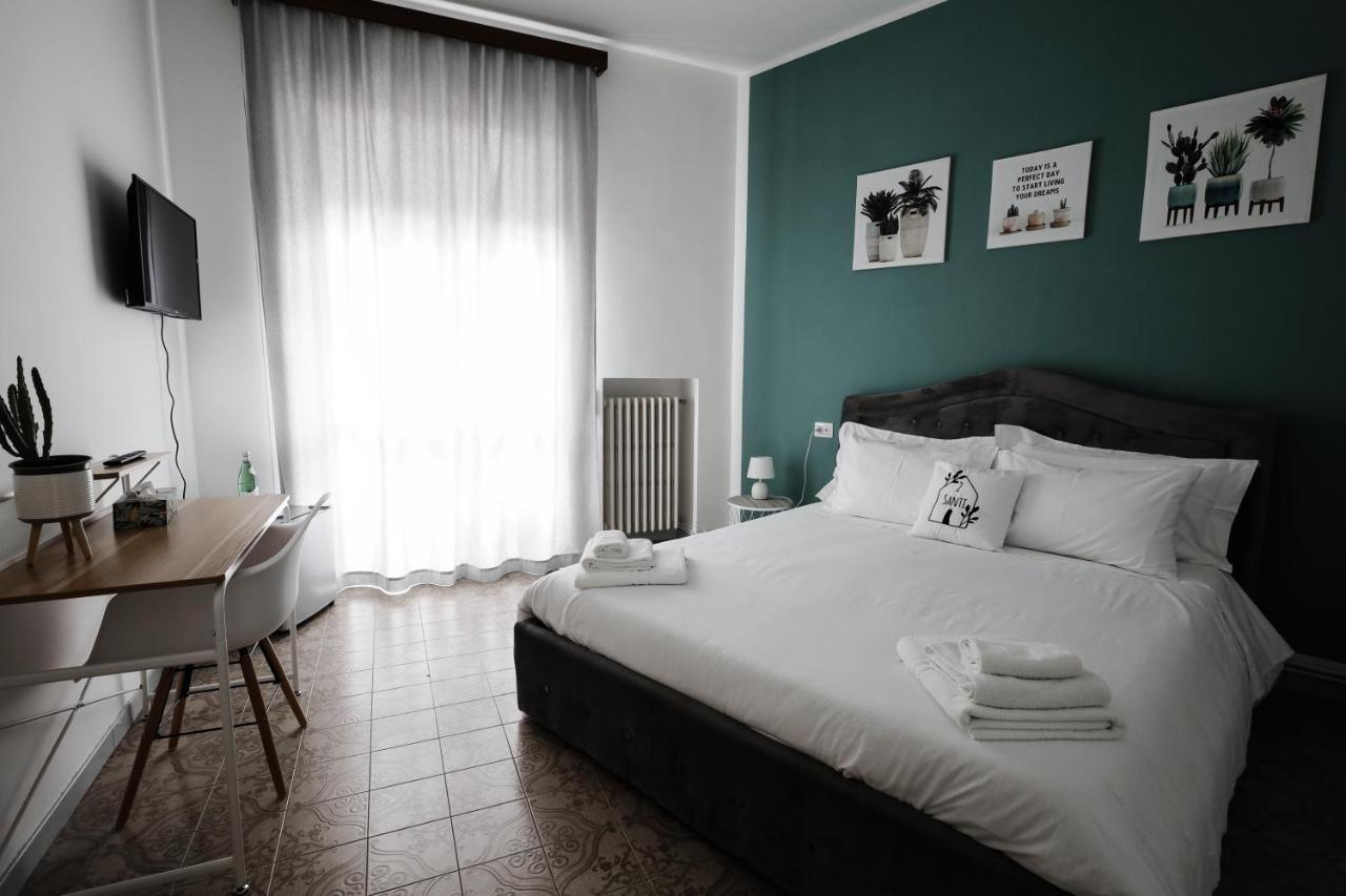 2 Santi - Suite And Rooms Лечче Экстерьер фото
